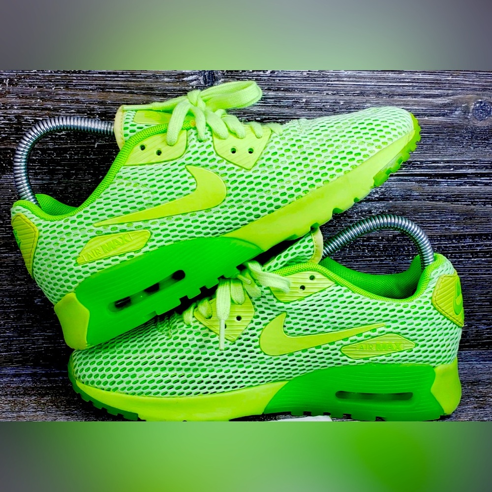 Nike Air Max 90 Ultra Breathe Rare